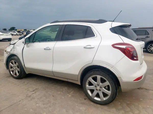 KL4CJGSBXJB533801 2018 BUICK ENCORE - Image 2