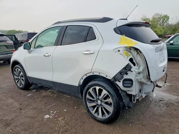 KL4CJGSBXLB056810 2020 BUICK ENCORE - Image 2
