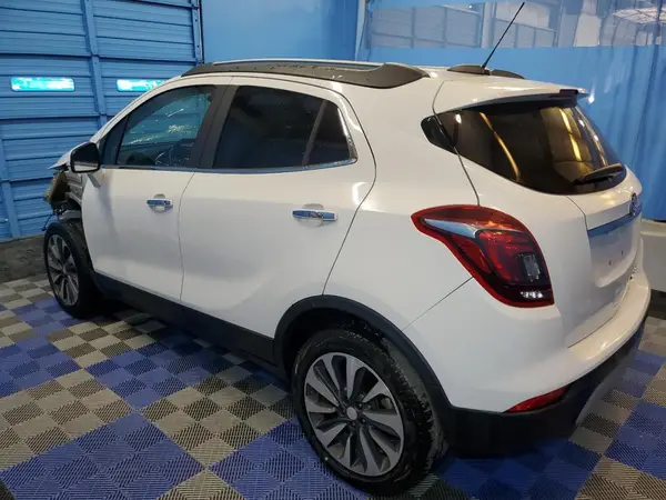 KL4CJGSM0KB895977 2019 BUICK ENCORE - Image 2