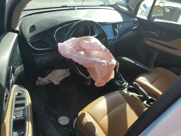 KL4CJGSM1KB858632 2019 BUICK ENCORE - Image 8