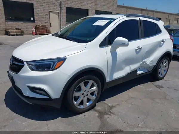 KL4CJGSM8KB748743 2019 BUICK ENCORE - Image 2