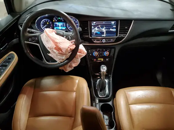 KL4CJHSB0HB030360 2017 BUICK ENCORE - Image 8
