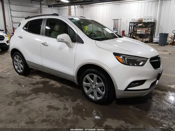 KL4CJHSB3JB661643 2018 BUICK ENCORE - Image 1