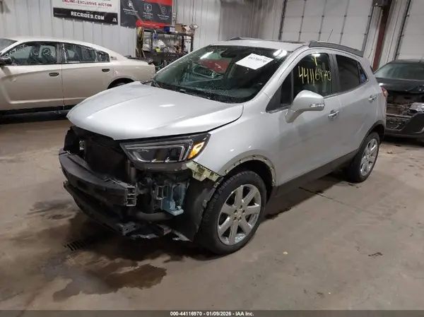 KL4CJHSB5HB158738 2017 BUICK ENCORE - Image 2