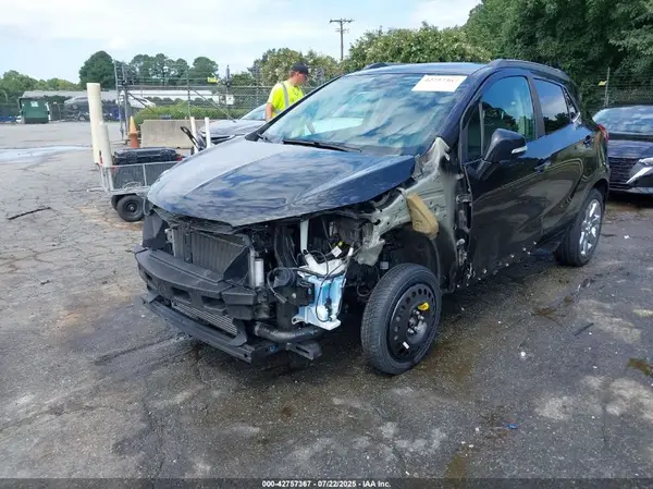 KL4CJHSB5JB606353 2018 BUICK ENCORE - Image 2