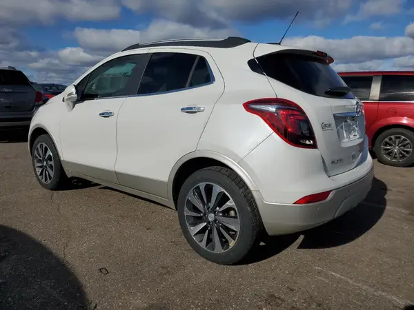 KL4CJHSB5JB668075 2018 BUICK ENCORE - Image 2