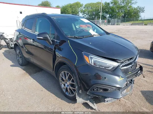 KL4CJHSB6JB578871 2018 BUICK ENCORE - Image 1