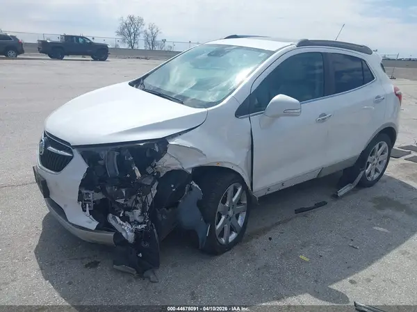 KL4CJHSB7JB521983 2018 BUICK ENCORE - Image 2