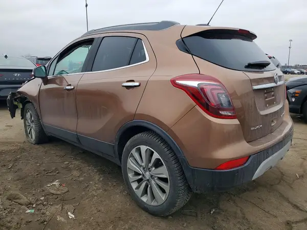 KL4CJHSB8HB011135 2017 BUICK ENCORE - Image 2