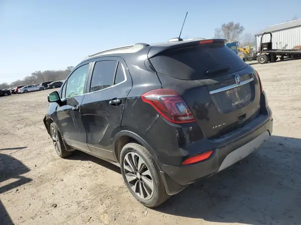 KL4CJHSB9JB592618 2018 BUICK ENCORE - Image 2