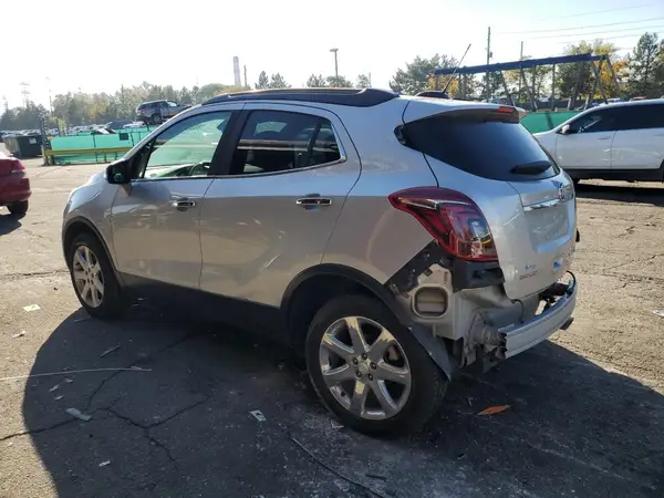 KL4CJHSM8JB664037 2018 BUICK ENCORE - Image 2