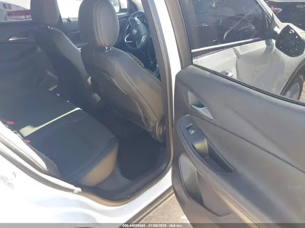 KL4MMBS20MB060414 2021 BUICK ENCORE GX - Image 8