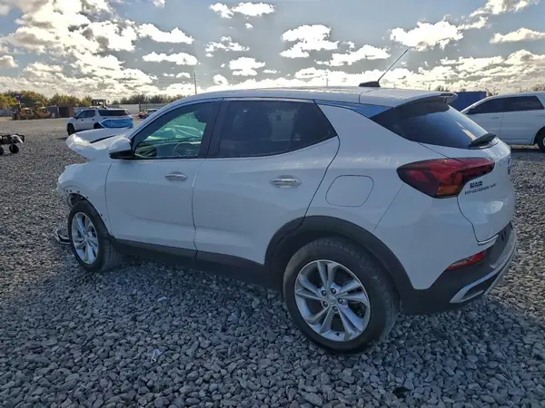 KL4MMBS20MB076161 2021 BUICK ENCORE GX - Image 2