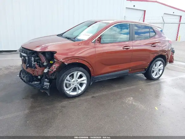 KL4MMBS20MB155961 2021 BUICK ENCORE GX - Image 2