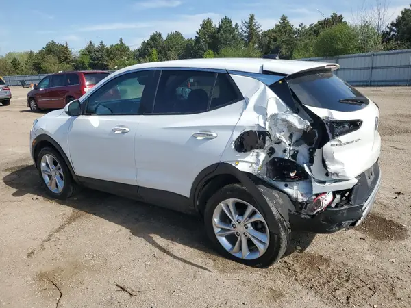 KL4MMBS20NB029343 2022 BUICK ENCORE - Image 2