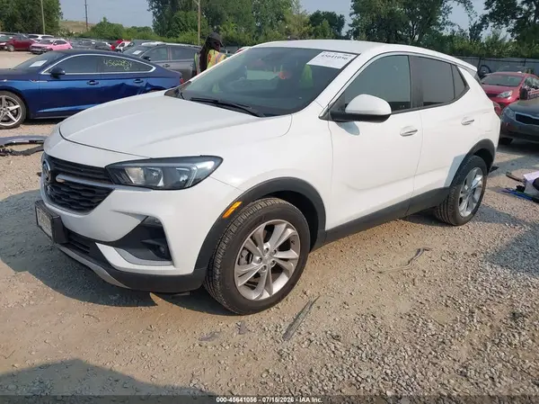 KL4MMBS21LB101731 2020 BUICK ENCORE GX - Image 2