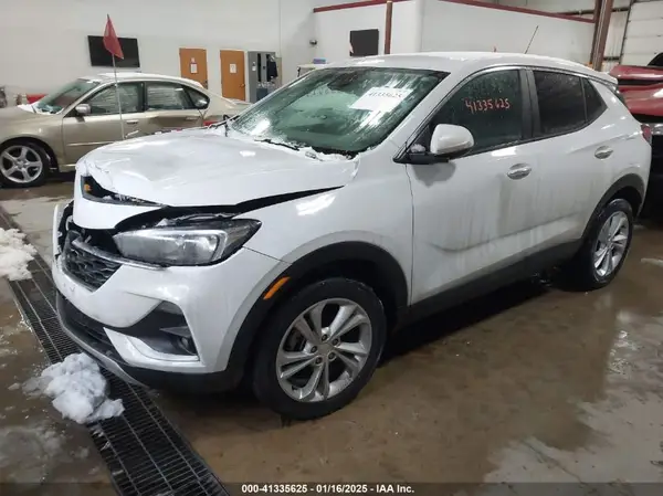 KL4MMBS21MB049342 2021 BUICK ENCORE GX - Image 2