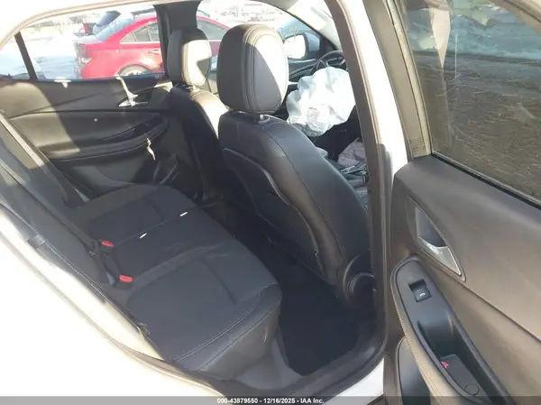 KL4MMBS21MB063984 2021 BUICK ENCORE GX - Image 8