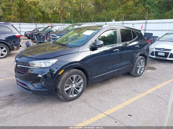 KL4MMBS22MB055246 2021 BUICK ENCORE GX - Image 2