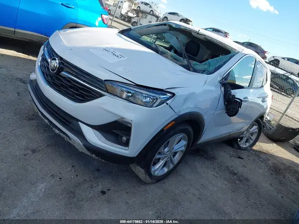 KL4MMBS22MB057949 2021 BUICK ENCORE GX - Image 2