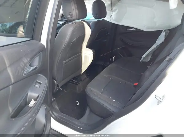 KL4MMBS22MB057949 2021 BUICK ENCORE GX - Image 8