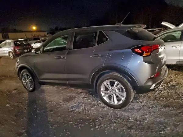 KL4MMBS22MB098744 2021 BUICK ENCORE - Image 2