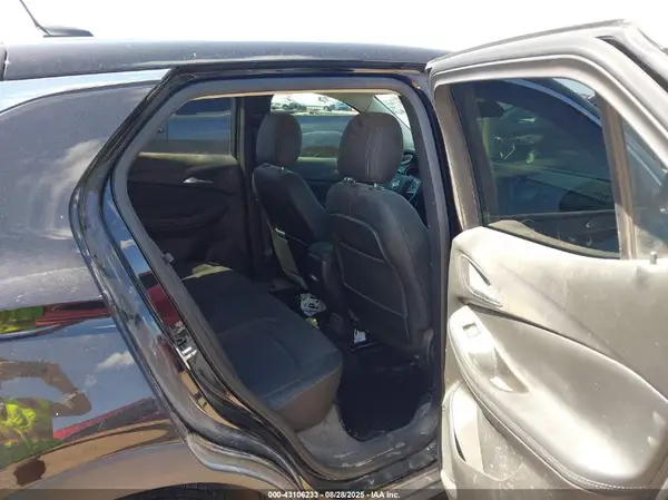 KL4MMBS22MB103862 2021 BUICK ENCORE GX - Image 8
