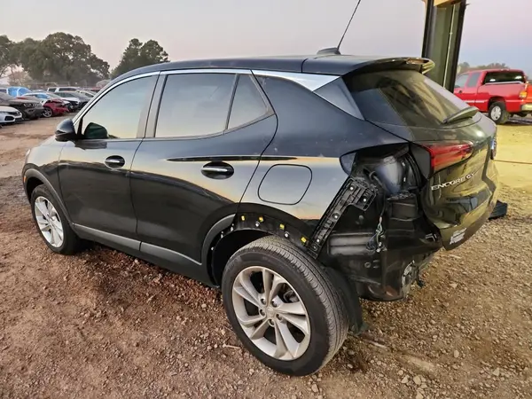 KL4MMBS22MB178822 2021 BUICK ENCORE GX - Image 2