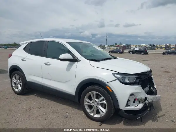 KL4MMBS23LB101942 2020 BUICK ENCORE GX - Image 1
