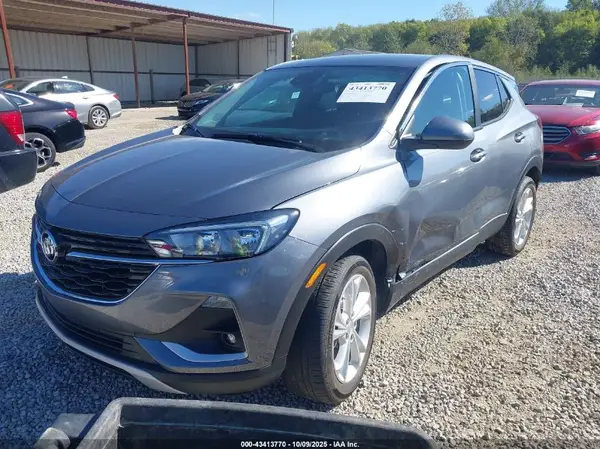 KL4MMBS23MB107564 2021 BUICK ENCORE GX - Image 2