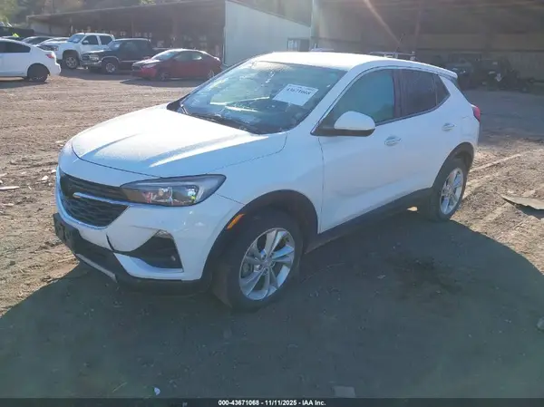KL4MMBS23MB118922 2021 BUICK ENCORE GX - Image 2