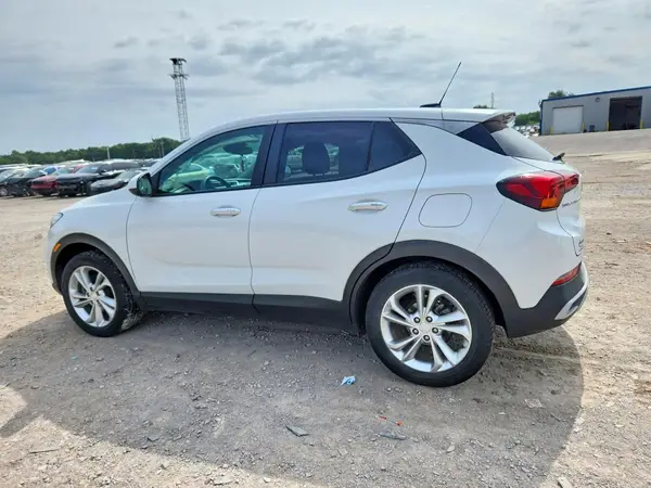 KL4MMBS23PB100988 2023 BUICK ENCORE - Image 2