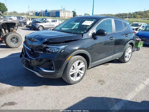 KL4MMBS23PB135773 2023 BUICK ENCORE GX - Image 2