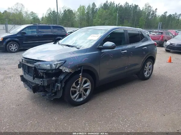 KL4MMBS24MB060240 2021 BUICK ENCORE GX - Image 2