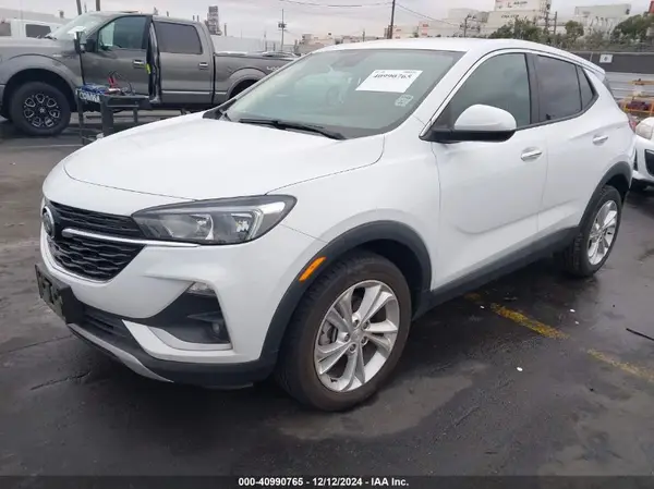 KL4MMBS24MB113681 2021 BUICK ENCORE GX - Image 2