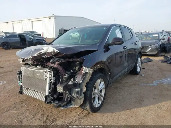 KL4MMBS24MB115771 2021 BUICK ENCORE GX - Image 2