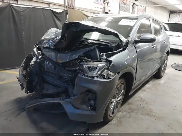 KL4MMBS24MB164937 2021 BUICK ENCORE GX - Image 2