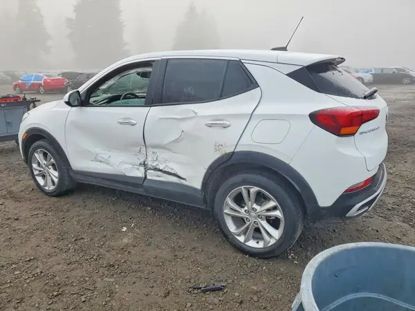 KL4MMBS24MB180779 2021 BUICK ENCORE - Image 2