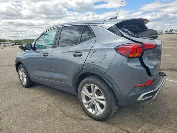 KL4MMBS24NB111589 2022 BUICK ENCORE - Image 2