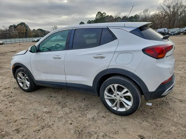 KL4MMBS25LB099322 2020 BUICK ENCORE - Image 2
