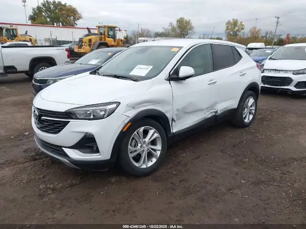 KL4MMBS25MB072302 2021 BUICK ENCORE GX - Image 2