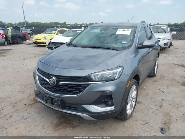 KL4MMBS25MB180046 2021 BUICK ENCORE GX - Image 2
