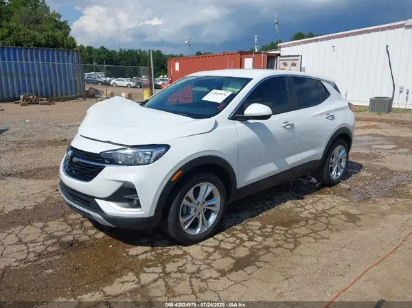 KL4MMBS25PB086768 2023 BUICK ENCORE GX - Image 2