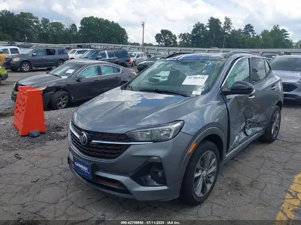 KL4MMBS26LB103717 2020 BUICK ENCORE GX - Image 2