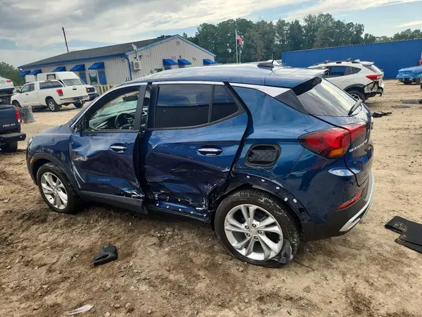 KL4MMBS26LB115625 2020 BUICK ENCORE - Image 2