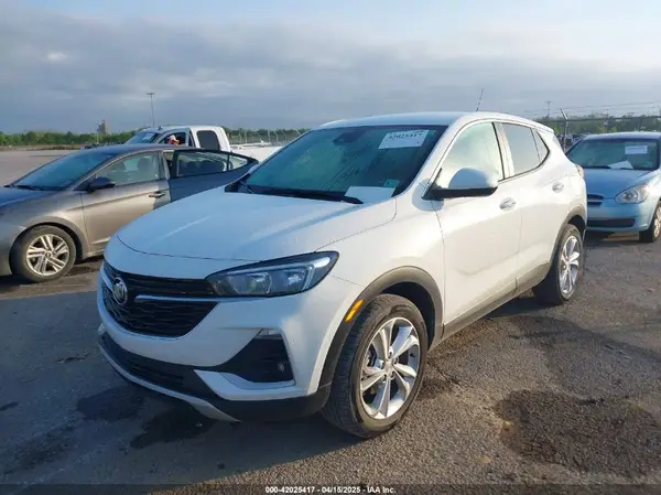 KL4MMBS26NB127194 2022 BUICK ENCORE GX - Image 2