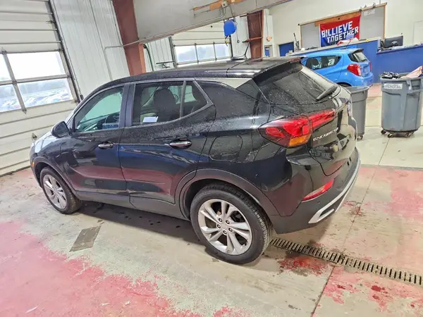 KL4MMBS27LB071005 2020 BUICK ENCORE - Image 2