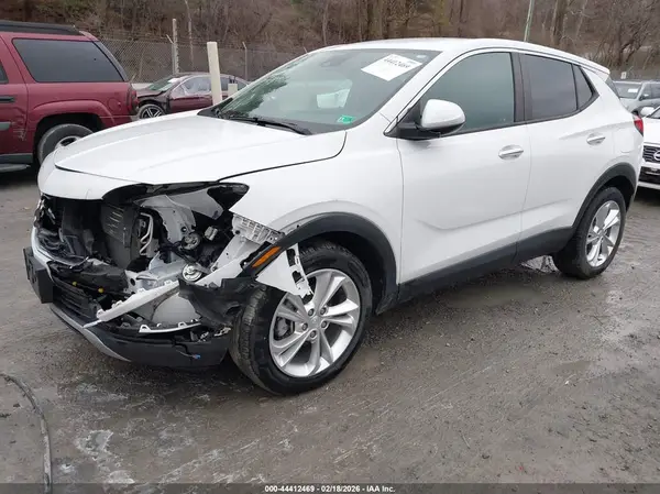 KL4MMBS27LB110448 2020 BUICK ENCORE GX - Image 2