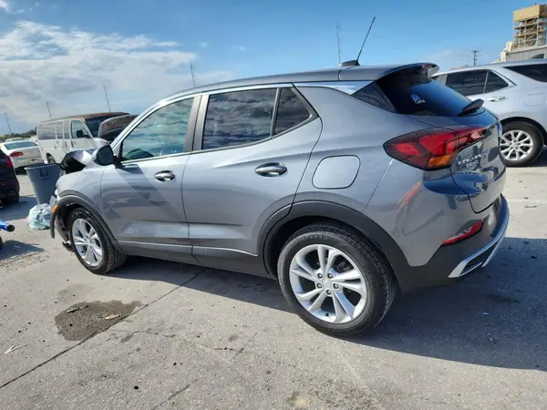 KL4MMBS28MB043005 2021 BUICK ENCORE GX - Image 2