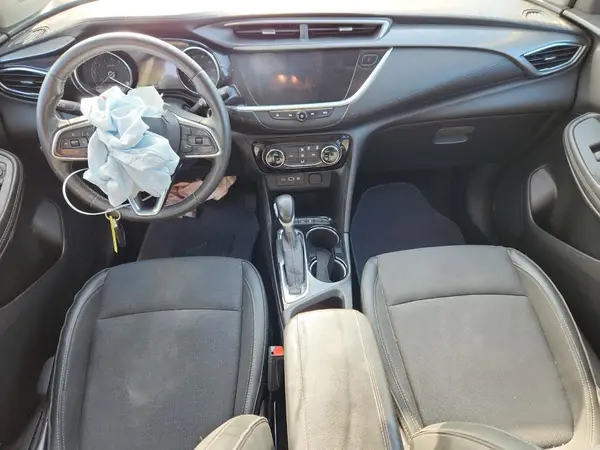 KL4MMBS28MB043005 2021 BUICK ENCORE GX - Image 8
